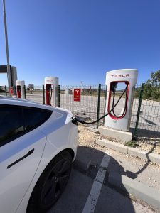 tesla supercharger aleksinac