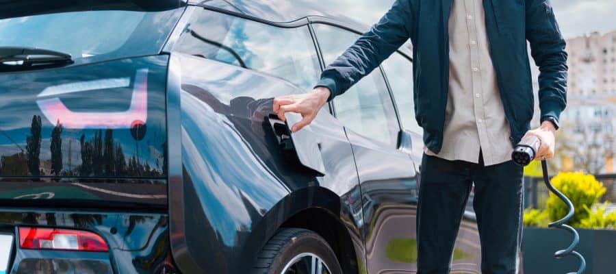 tips ηλεκτρικου αυτοκινητου για το καλοκαιρι