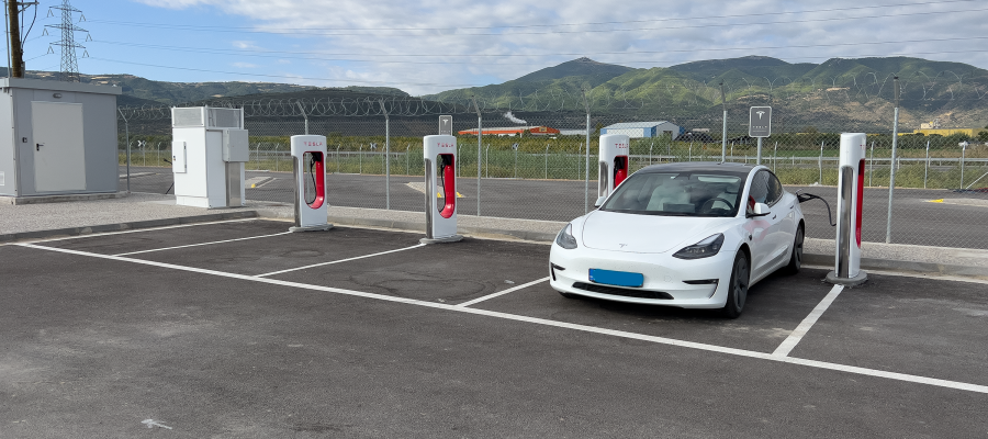 ποσο κοστιζει τι περιλαμβανει ασφαλεια tesla